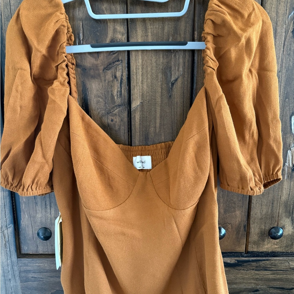 ARITZIA Wilfred Terracotta Puff Sleeve top
